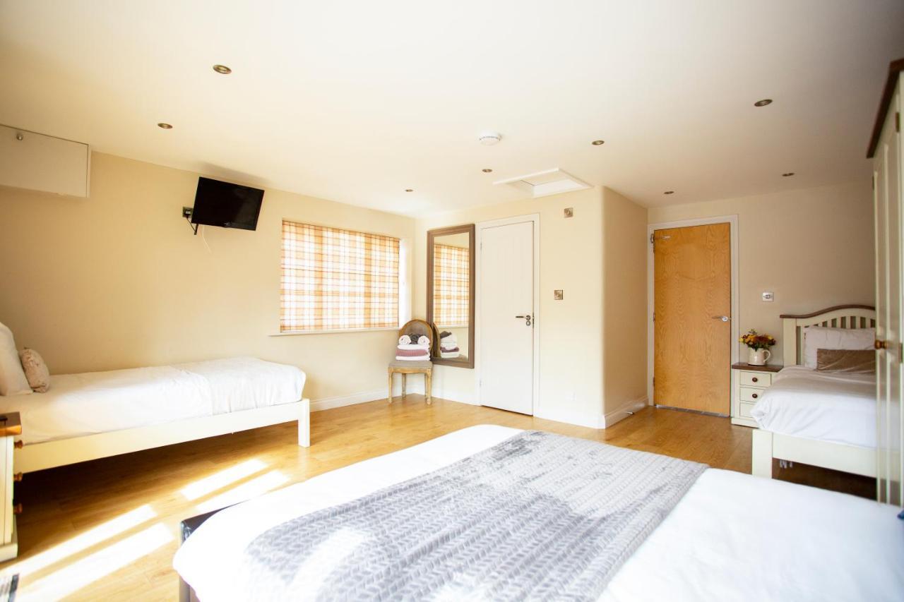 Hillcroft Accommodation Redhill  Екстериор снимка